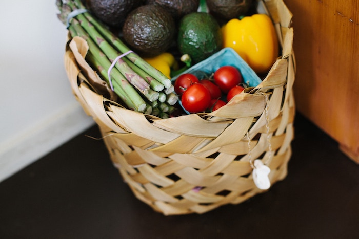 Manger bio pas (trop) cher : 4 options alternatives pour faire ses courses
